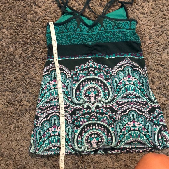 Athleta Yoga Tunic Built in Support - Picture 4 of 5